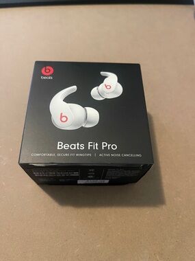Beats by Dre Beats Fit Pro